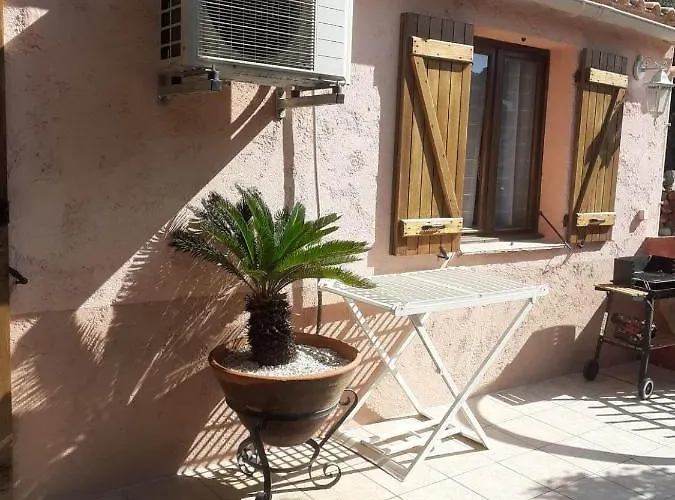 Petite Maison * Леччи