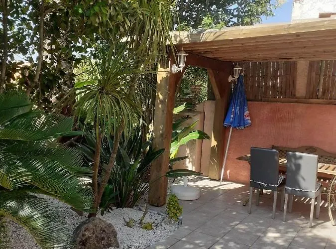 Petite Maison * Леччи